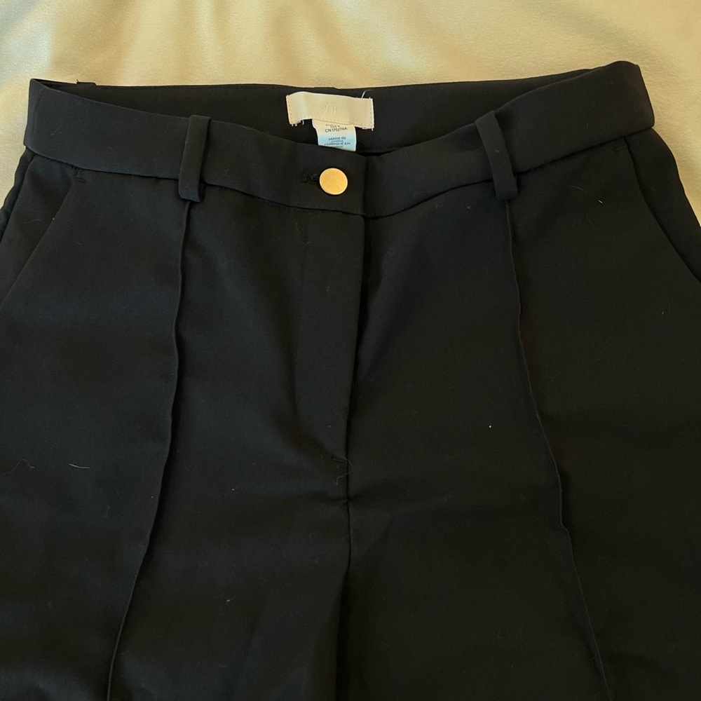 NWOT H&M Black High-Waisted Trousers